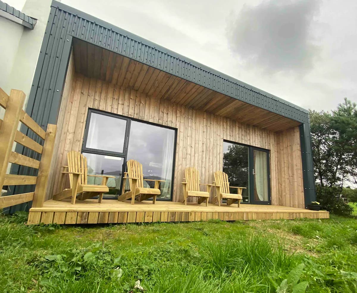 The Tin House @ Papillon photo 2